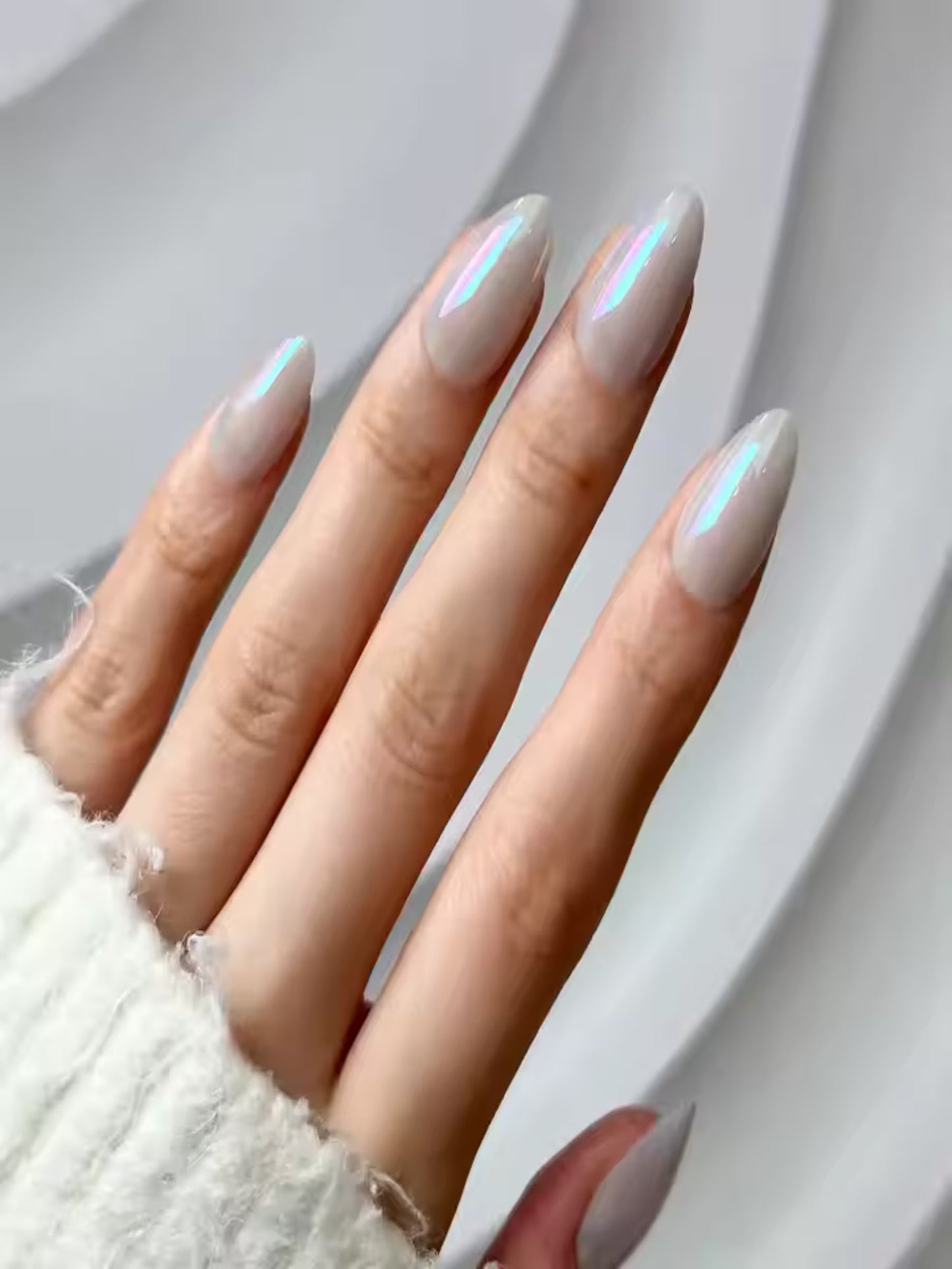 Reusable grey nails with subtle pearl finish