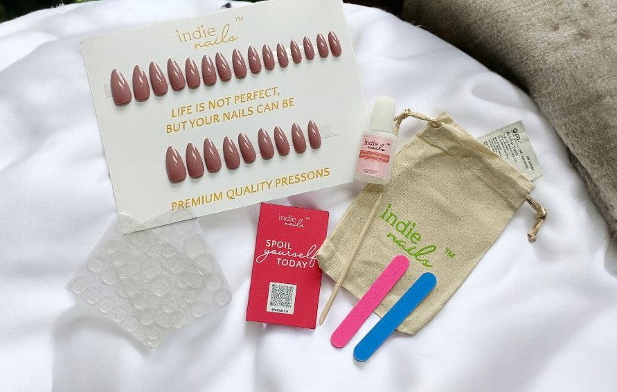 Hi-Tea Girl! Professional Press On Fake Nails